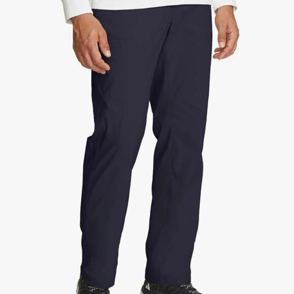 Eddie Bauer Black Cargo Pants Relaxed Fit - Picture 1 of 6